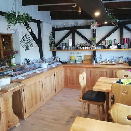 Haus Zum Gbr Pensionat 4*